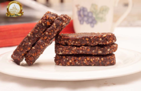 Dates Energy Bars: Make Your Healthy Snack at Home